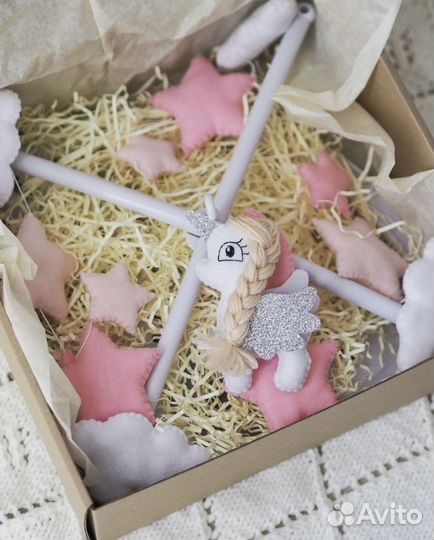 Мобиль в кроватку ручная работа