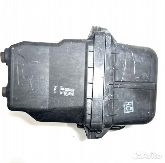 Корпус воздушного фильтра Toyota Camry V30