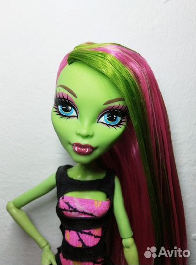 Кукла Венера монстер хай