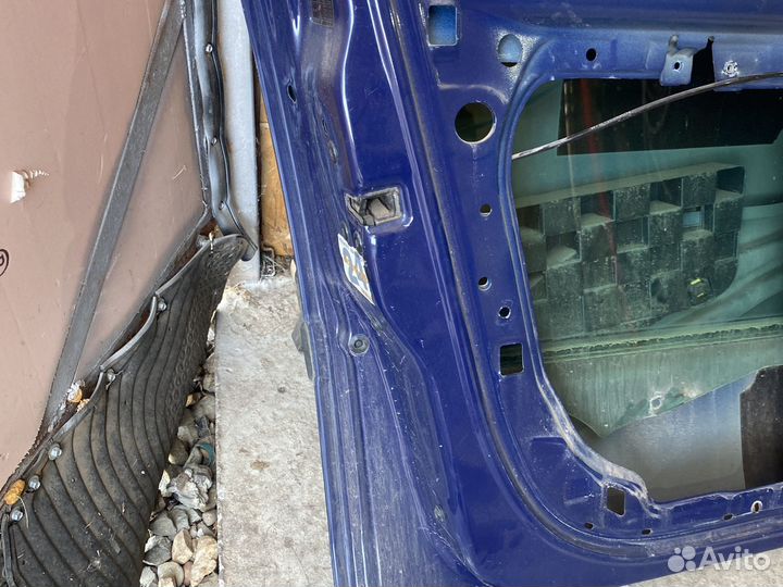 Дверь передняя девая Renault Scenic 2