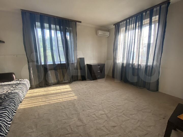 Комната 17 м² в 3-к., 1/1 эт.