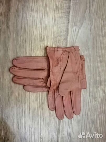 Перчатки
