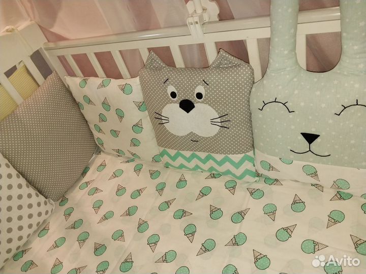 Бортики в кроватку