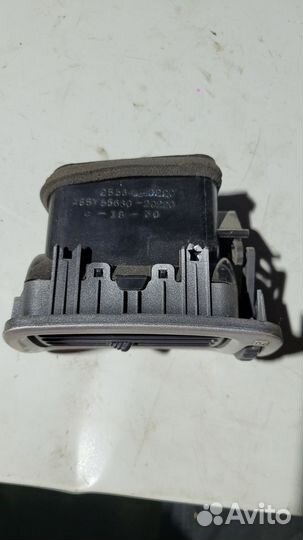 Дефлектор печки левый Toyota Exiv st200