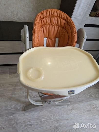 Стульчик для кормления chicco