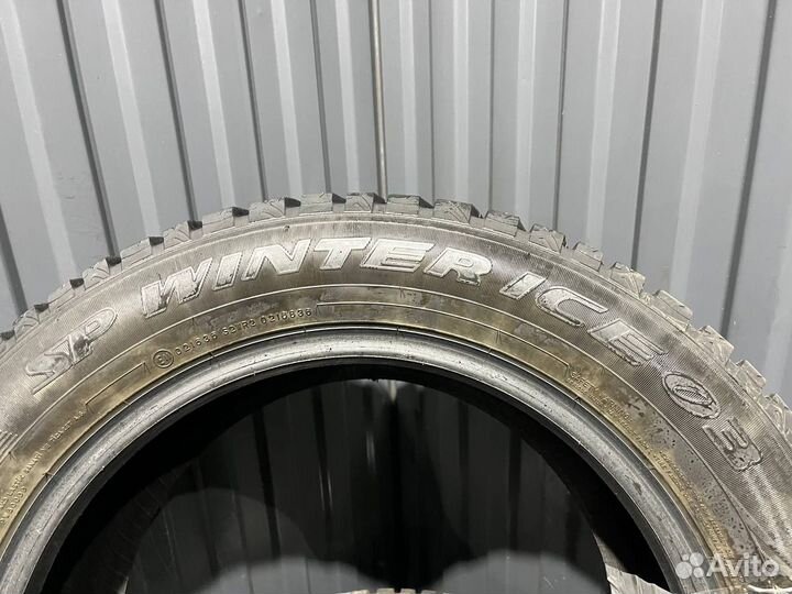 Dunlop SP Winter Ice 03 235/55 R17 103T