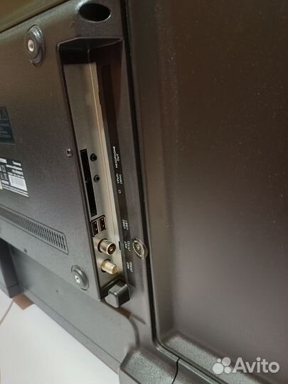 Телевизор SMART tv хартенс 43