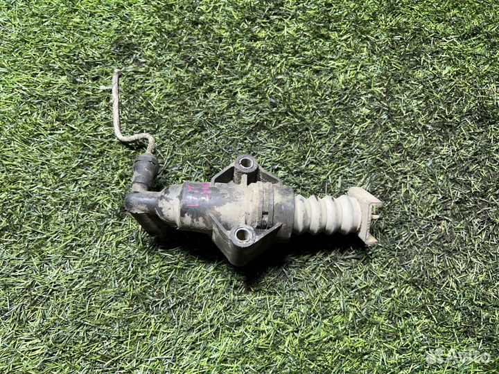 Цилиндр сцепления рабочий Volkswagen Golf (Mk4) IV