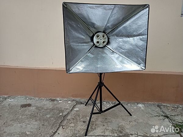 Софтбокс 70х50 с осветителем на стойке, з шт