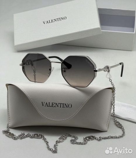 Солнцезащитные очки женские