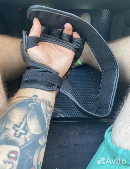 Перчатки для мма и единоборств