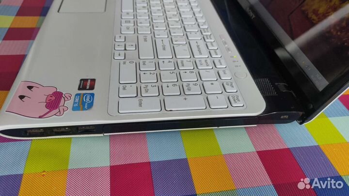 Ноутбук sony vaio i5