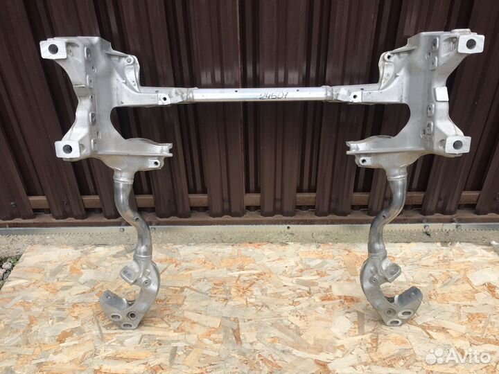 Подрамник передний Audi Q7 Q8 Touareg CR