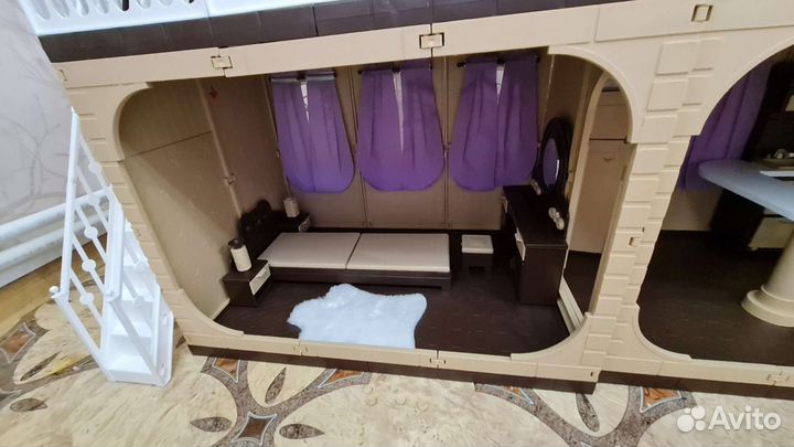 Кукольный домик