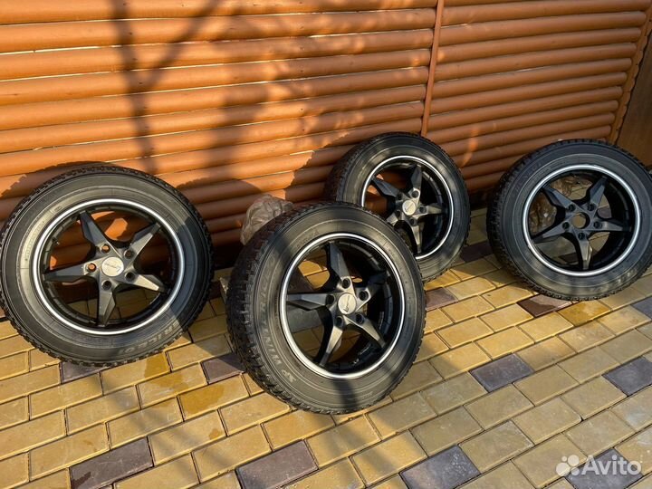 Диски r15 с резиной зима
