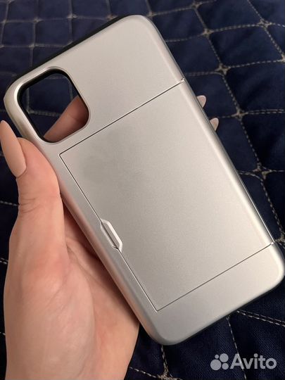 Чехол на iPhone 11