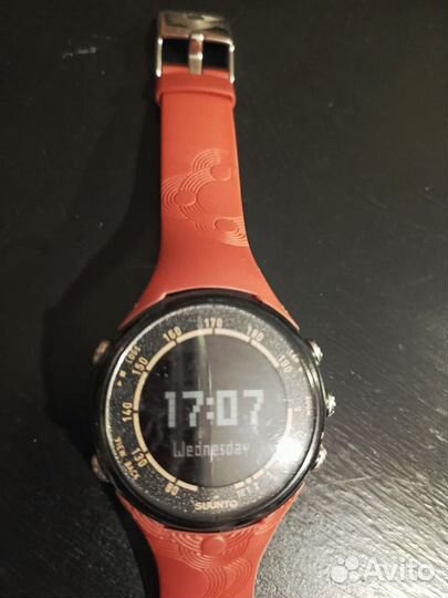 Эл часы suunto