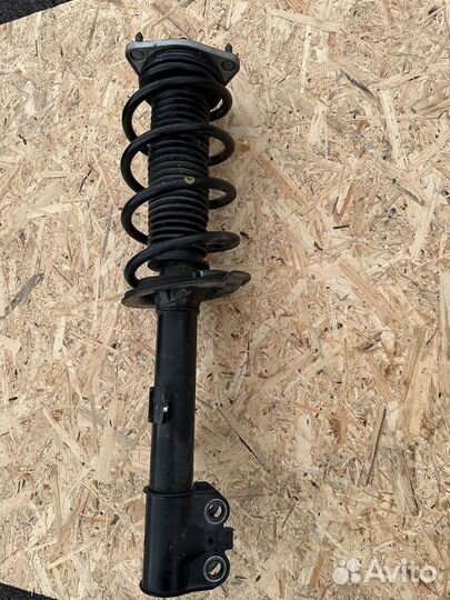 Амортизатор передний правый Omoda C5