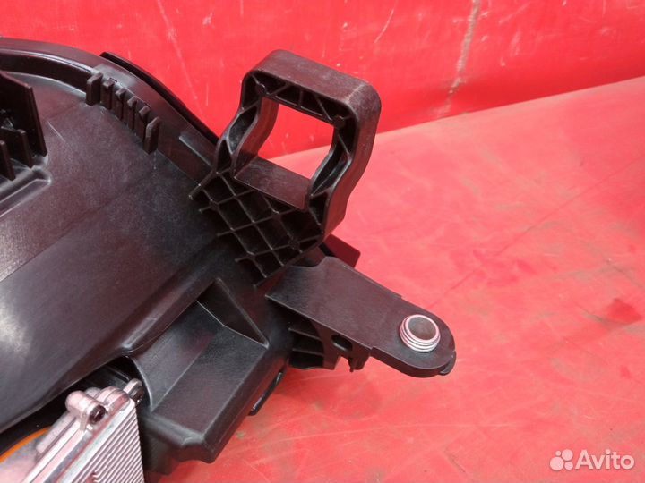 Фара LED передняя правая Volkswagen Polo 6 2020