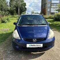 Honda Fit 1.3 CVT, 2002, 258 783 км, с пробегом, цена 375 000 руб.