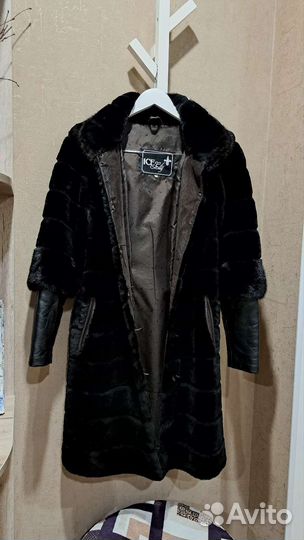 Шуба из мутона с норкой