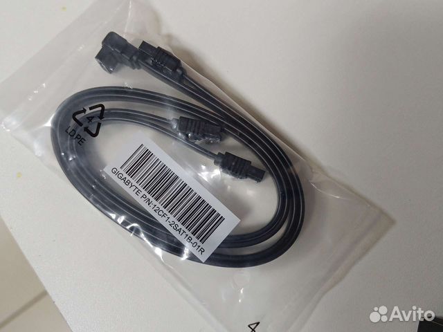 Кабель для компьютера SATA