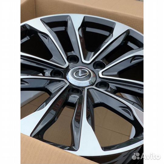 Кованые диски R21 на Toyota/Lexus