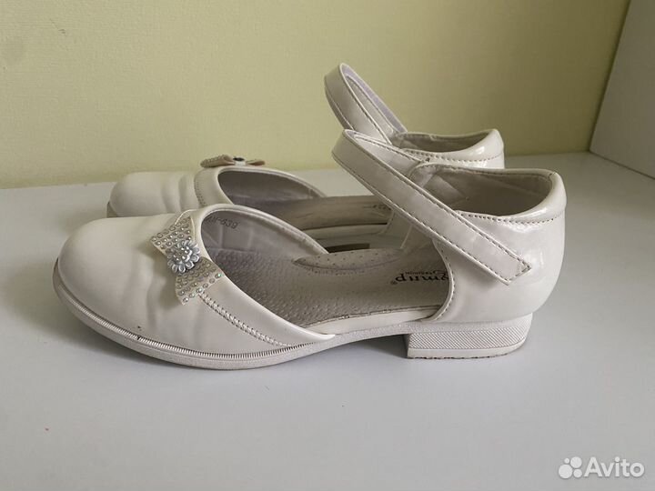Туфли белые 36