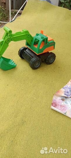 Детские игрушечный экскаватор