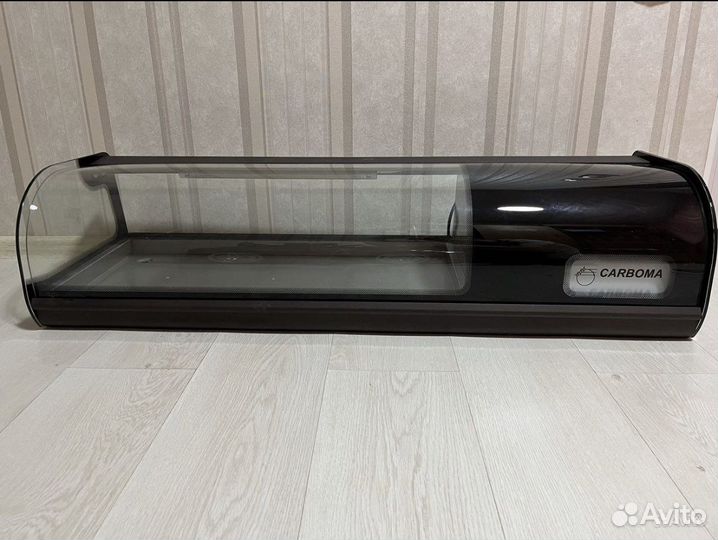 Витрина барная Carboma