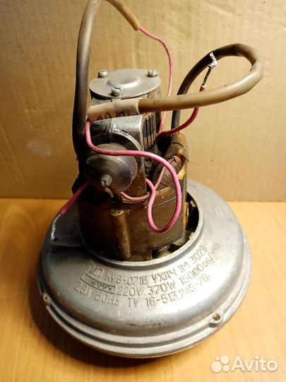 Электромотор от пылесоса (возм. Тайфун)