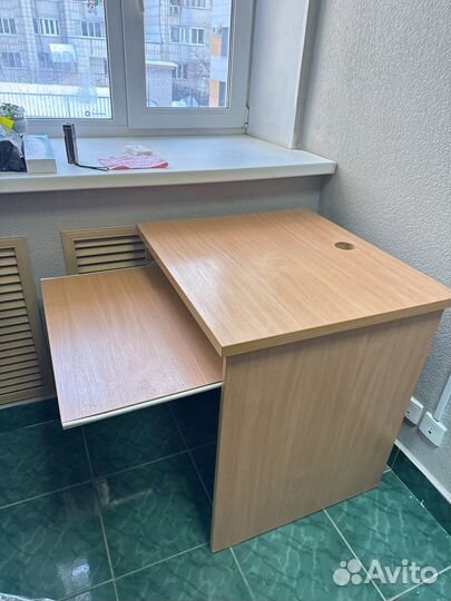 Компьютерный столик бу