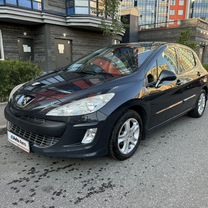 Peugeot 308 1.6 AT, 2010, 123 000 км, с пробегом, цена 665 000 руб.