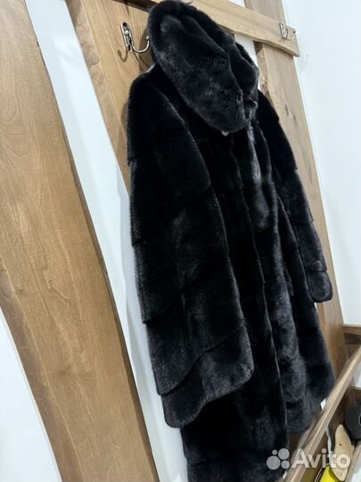 Шуба норковая Blackglama (р52)