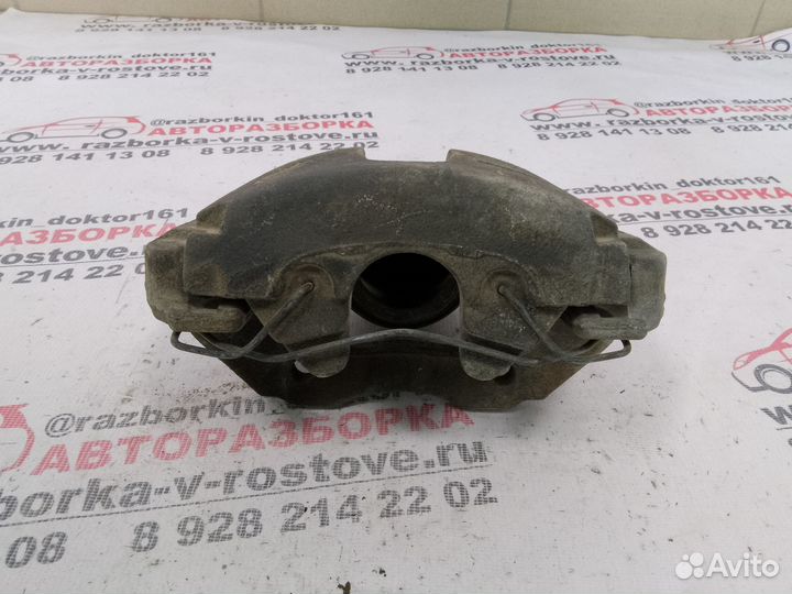 Суппорт передний левый Mazda 3 BK