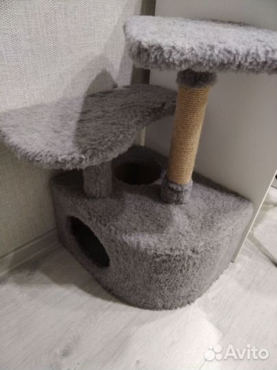 Домик для кошки с когтеточкой