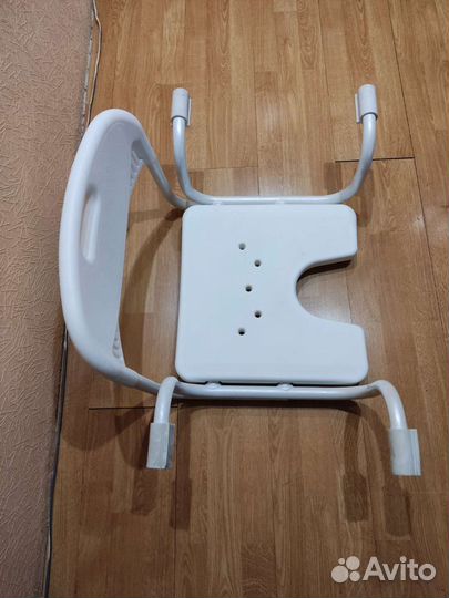Стул для купания в ванной