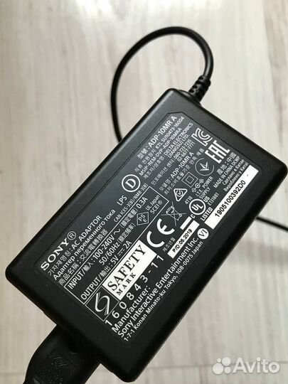 Геймпад Sony DualShock 4 v2 CUH-ZCT2E