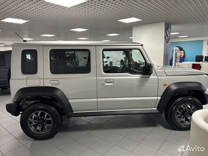 Suzuki Jimny 1.5 AT, 2024