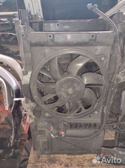 Вентилятор охлаждения Пежо 307