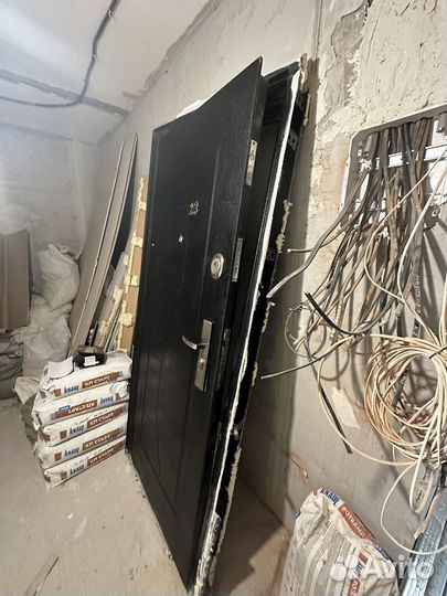 Дверь входная железная бу