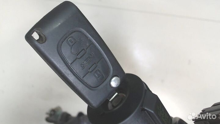 Колонка рулевая Peugeot 407, 2004