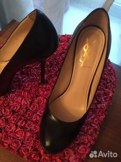 Туфли Saint Laurent