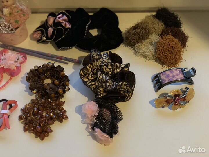 Заколки и резинки