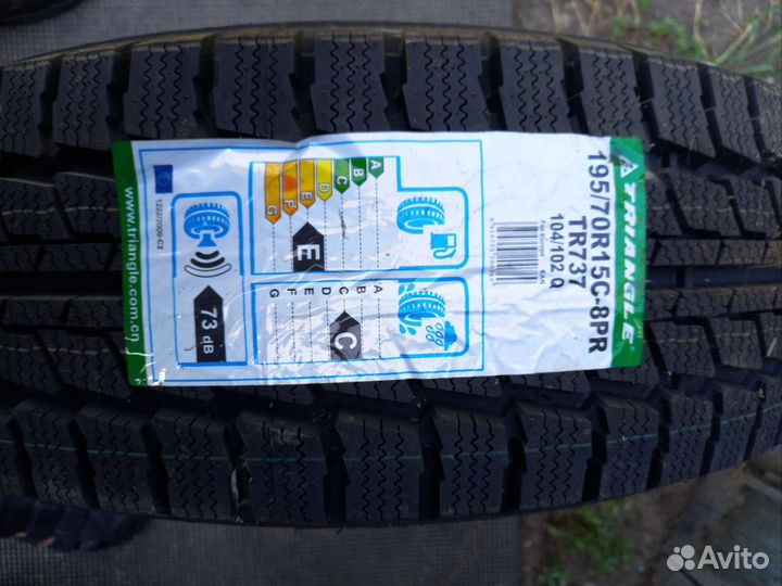 Triangle Snowlink TWT02 195/70 R15C