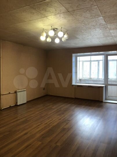 3-к. квартира, 76 м², 2/5 эт.