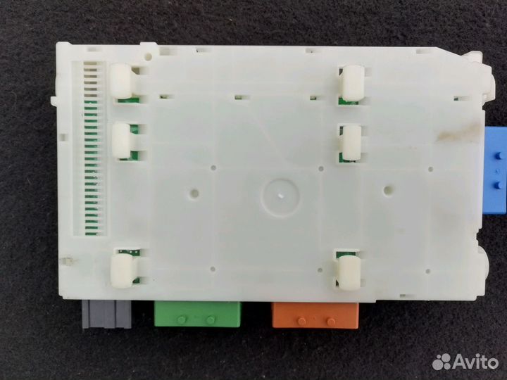 Блок предохранителей салон Форд Мондео 4