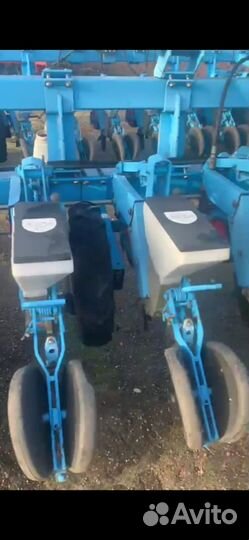 Сеялка Monosem 79240 LARGEASSE, 2006