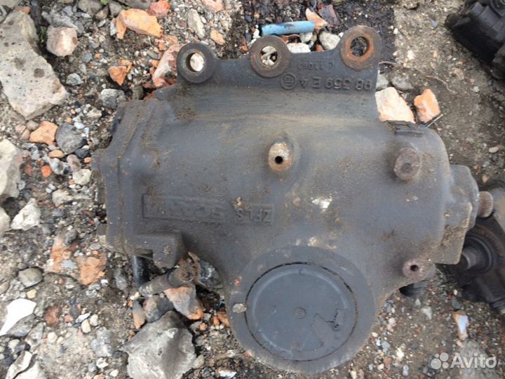 Рулевой редуктор Man Tga