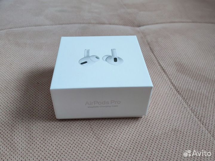 Беспроводные наушники apple airpods
